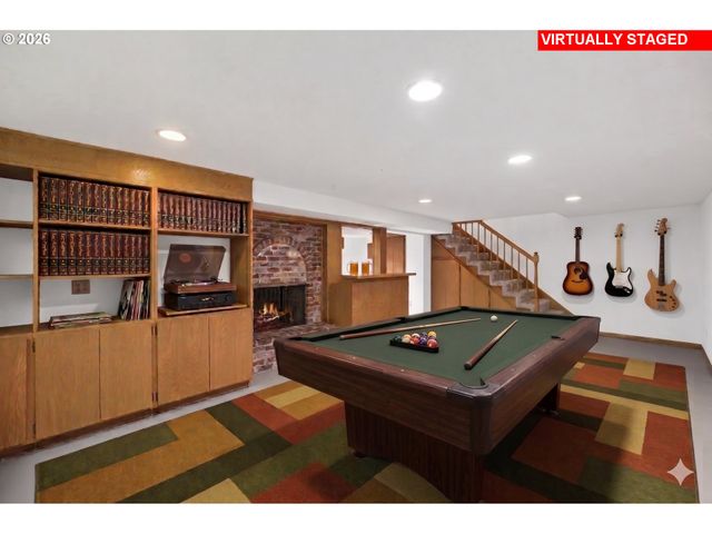 2536 Se MARKET St, Portland, OR 97214