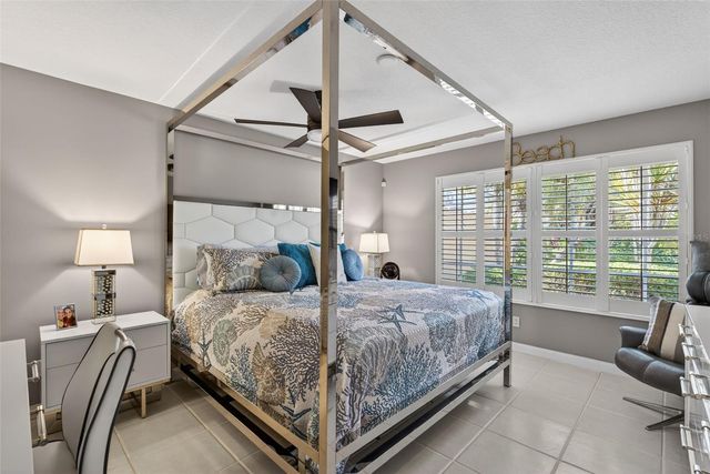 7526 QUINTO DRIVE, Sarasota, FL 34238