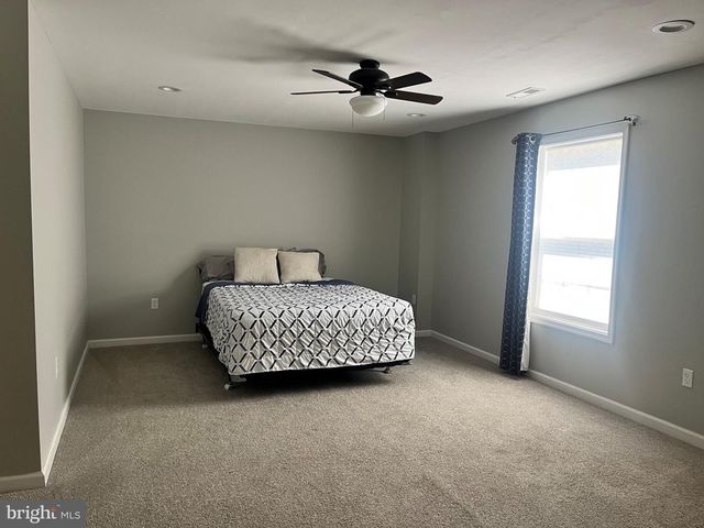 12609 GREENHOUSE VIEW LN, Woodbridge, VA 22192