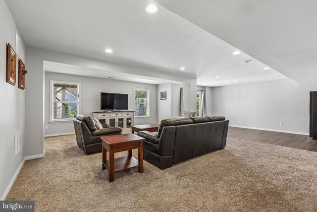 12609 GREENHOUSE VIEW LN, Woodbridge, VA 22192