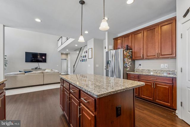 12609 GREENHOUSE VIEW LN, Woodbridge, VA 22192