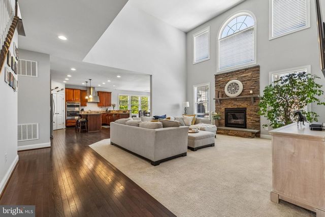 12609 GREENHOUSE VIEW LN, Woodbridge, VA 22192