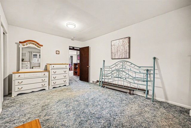 8183 Herrington Avenue, Belmont, MI 49306