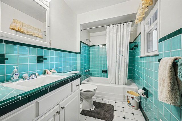 8183 Herrington Avenue, Belmont, MI 49306