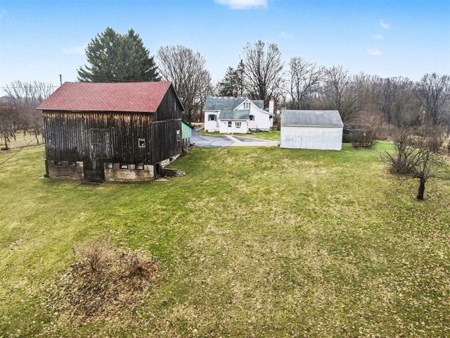 8183 Herrington Avenue, Belmont, MI 49306