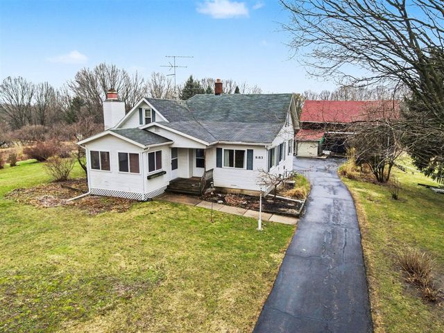 8183 Herrington Avenue, Belmont, MI 49306