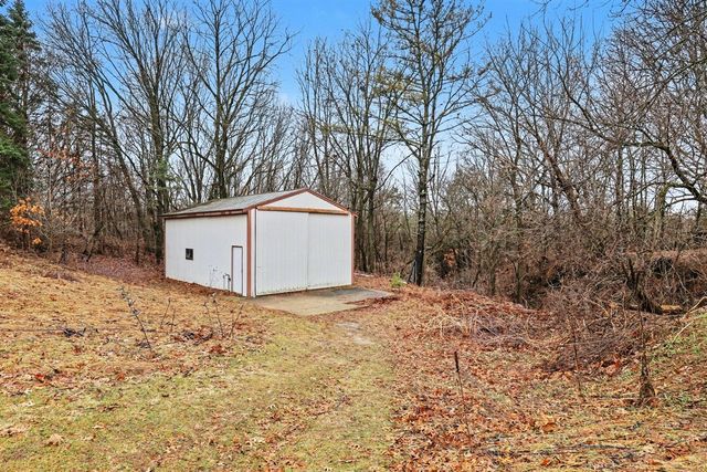 8183 Herrington Avenue, Belmont, MI 49306