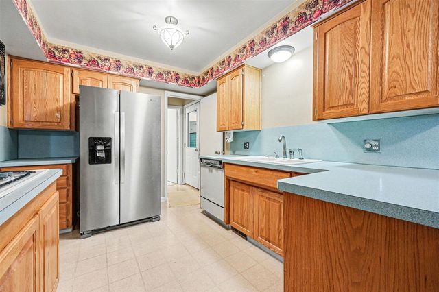 8183 Herrington Avenue, Belmont, MI 49306