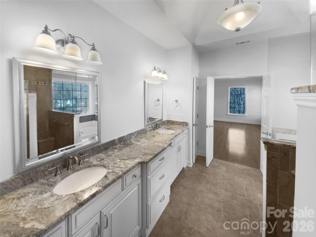 7628 Windsor Forest Place, Harrisburg, NC 28075