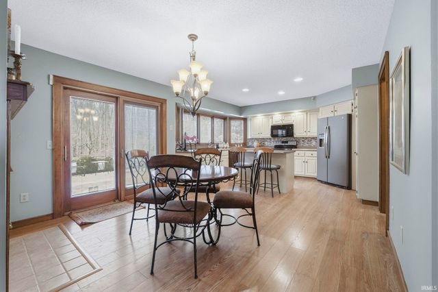 7114 Blue Creek Drive, Fort Wayne, IN 46804