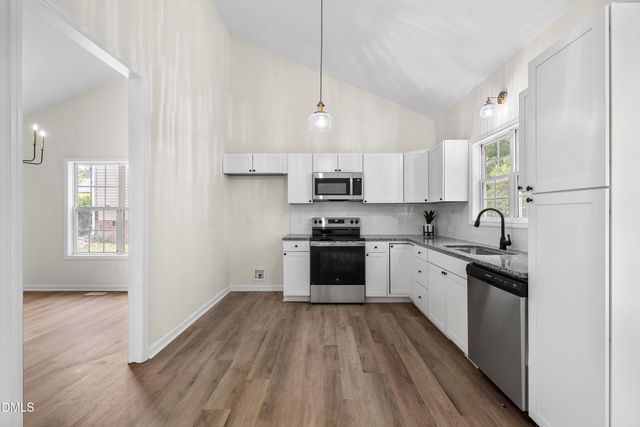 469 Hunter Way, Clayton, NC 27520