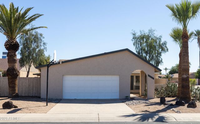 5215 W PURDUE Avenue, Glendale, AZ 85302