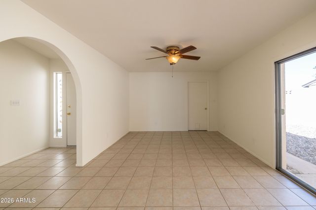 5215 W PURDUE Avenue, Glendale, AZ 85302