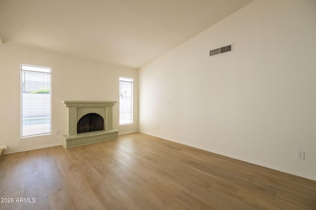 5215 W PURDUE Avenue, Glendale, AZ 85302