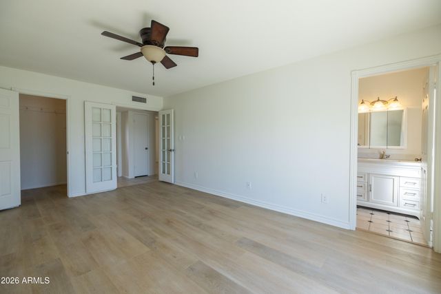 5215 W PURDUE Avenue, Glendale, AZ 85302