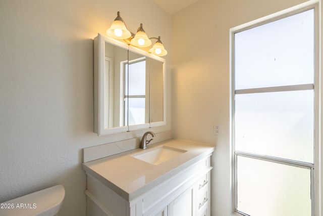 5215 W PURDUE Avenue, Glendale, AZ 85302