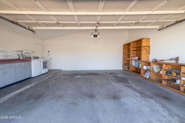 5215 W PURDUE Avenue, Glendale, AZ 85302