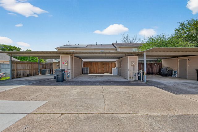 6700 Richardson Road 305, Houston, TX 77069