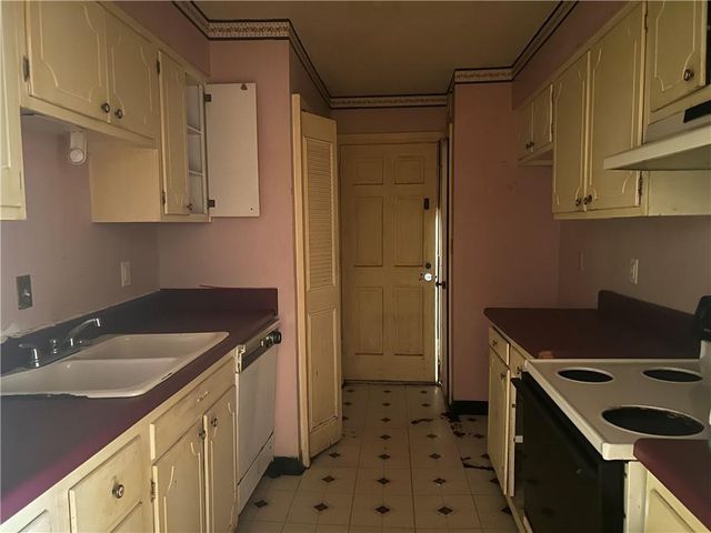 50 Le Parc Fontaine, Lithonia, GA 30038