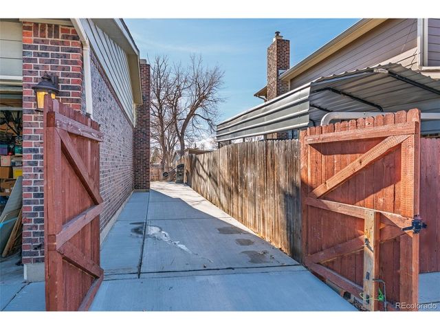 13920 W 74th Pl, Arvada, CO 80005
