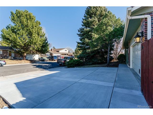 13920 W 74th Pl, Arvada, CO 80005