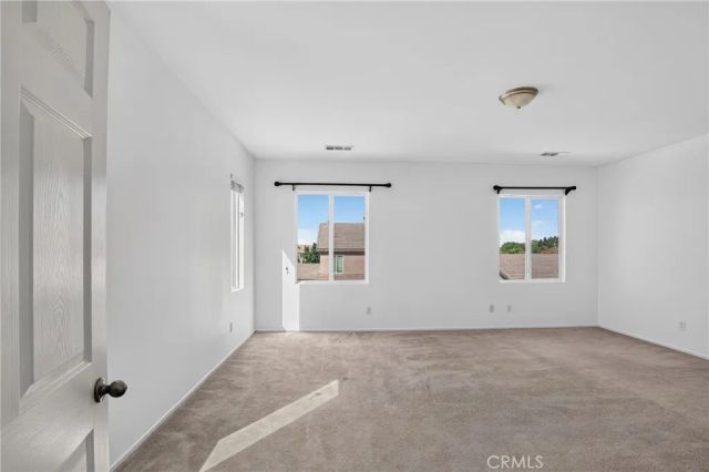 3019 W Newgrove, Lancaster, CA 93536