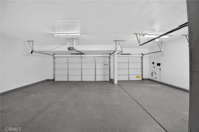 3019 W Newgrove, Lancaster, CA 93536