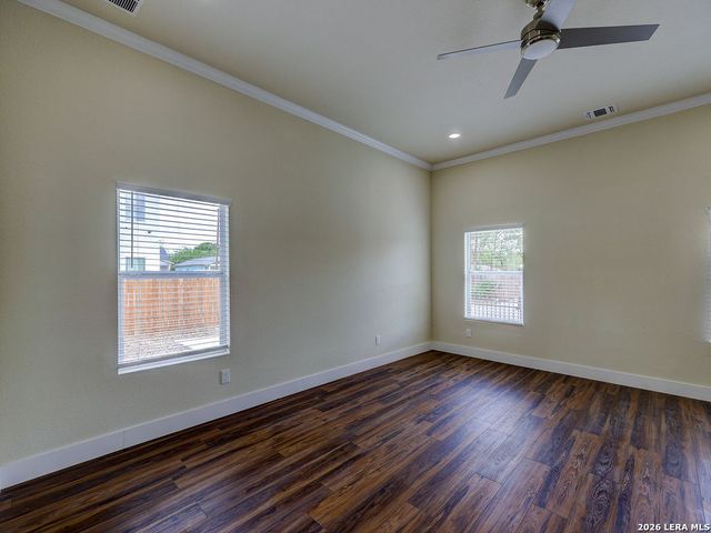 1113 Burleson, San Antonio, TX 78202