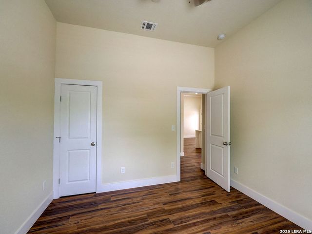 1113 Burleson, San Antonio, TX 78202