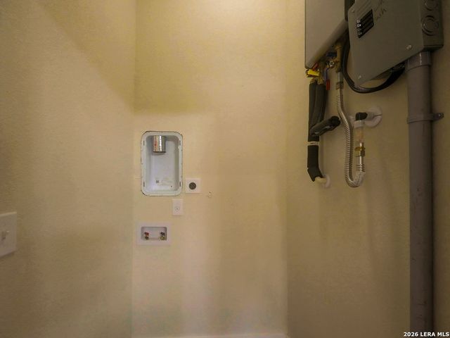 1113 Burleson, San Antonio, TX 78202