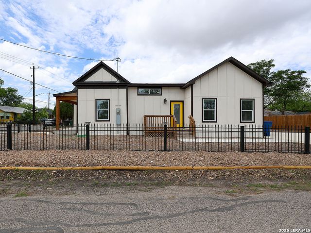 1113 Burleson, San Antonio, TX 78202