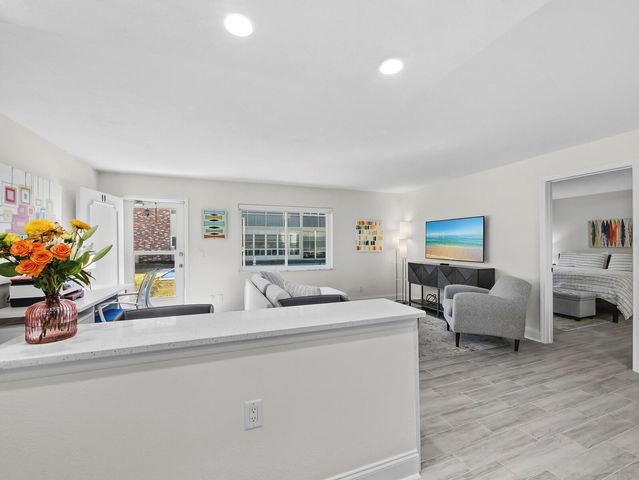 3751 S SCHOOL AVENUE 11, Sarasota, FL 34239