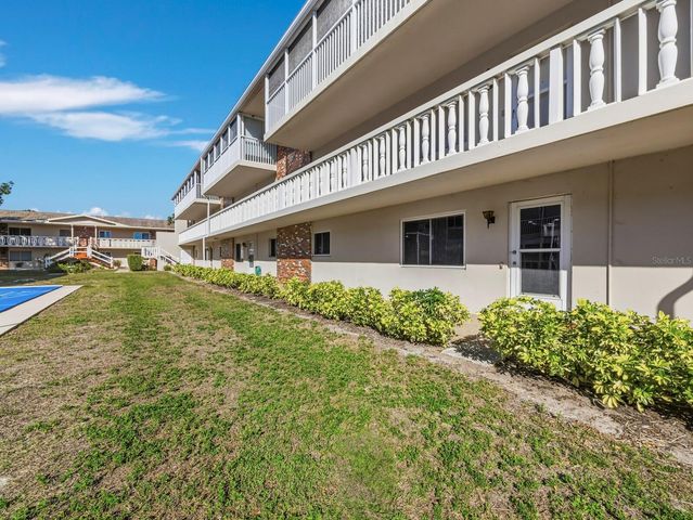 3751 S SCHOOL AVENUE 11, Sarasota, FL 34239
