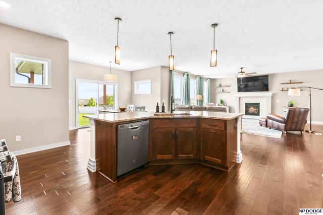 11114 Port Royal Drive, Papillion, NE 68046