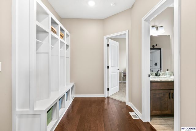 11114 Port Royal Drive, Papillion, NE 68046