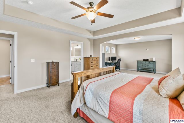 11114 Port Royal Drive, Papillion, NE 68046