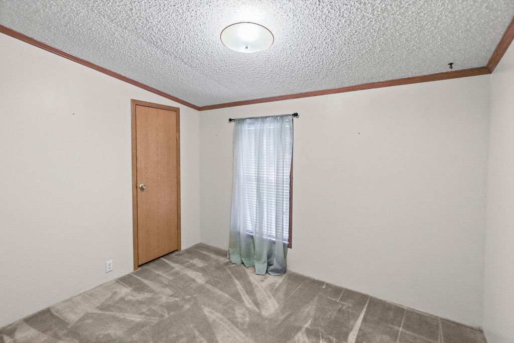 Image 39 of property listing at 4581 Hotze Road, Salem, IL 62881