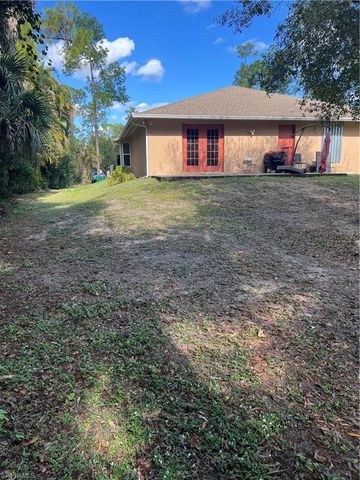 3280 2nd AVE SE, Naples, FL 34117