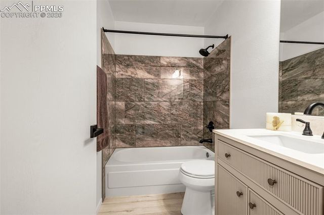 2107 Mount Washington Avenue, Colorado Springs, CO 80906