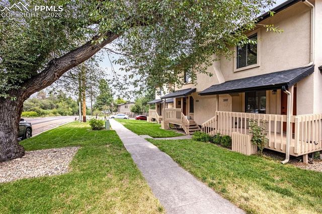 2107 Mount Washington Avenue, Colorado Springs, CO 80906