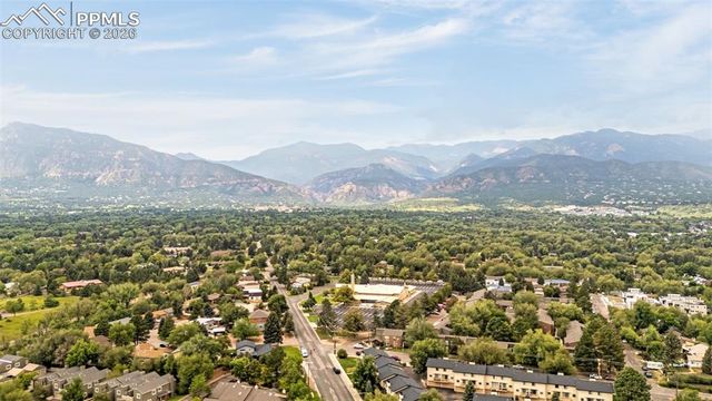 2107 Mount Washington Avenue, Colorado Springs, CO 80906