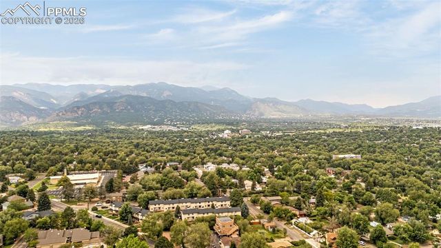 2107 Mount Washington Avenue, Colorado Springs, CO 80906