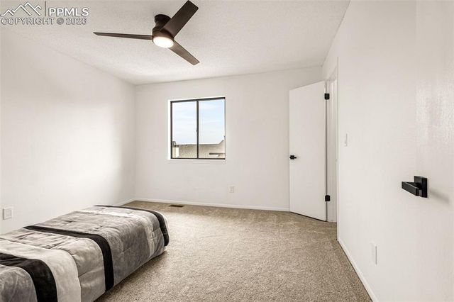 2107 Mount Washington Avenue, Colorado Springs, CO 80906