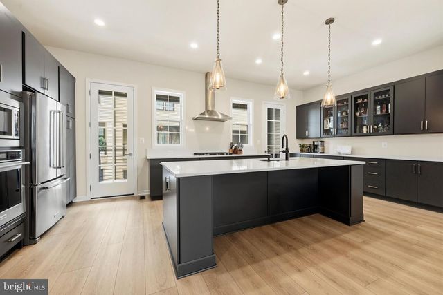 43416 GRANDMOORE ST, Ashburn, VA 20148