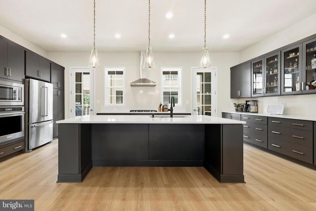 43416 GRANDMOORE ST, Ashburn, VA 20148