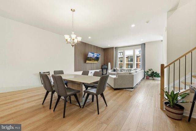 43416 GRANDMOORE ST, Ashburn, VA 20148