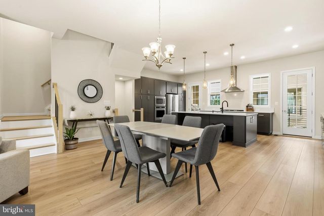 43416 GRANDMOORE ST, Ashburn, VA 20148