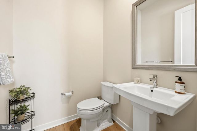 43416 GRANDMOORE ST, Ashburn, VA 20148