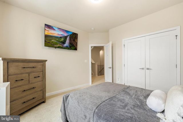 43416 GRANDMOORE ST, Ashburn, VA 20148