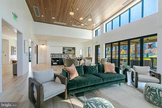 43416 GRANDMOORE ST, Ashburn, VA 20148